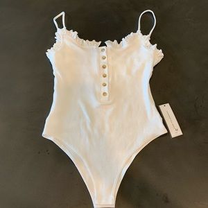 NWT Ruffled Button Front Bodysuit